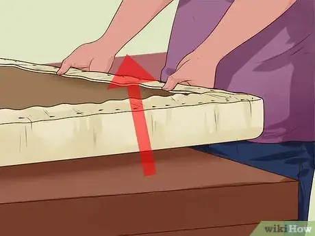 Imagen titulada Upholster a Bench Step 20