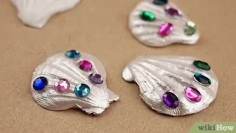 Imagen titulada Paint on Sea Shells Step 18
