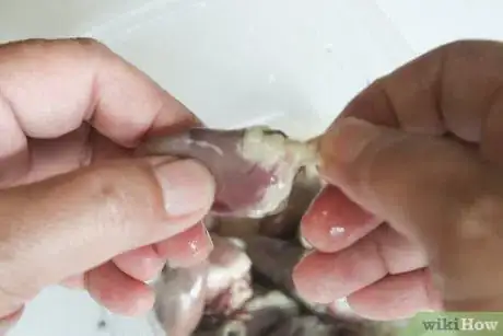 Imagen titulada Cook Chicken Heart Step 7