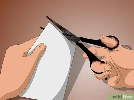 Imagen titulada Make Your Own Hamster Bedding Step 6