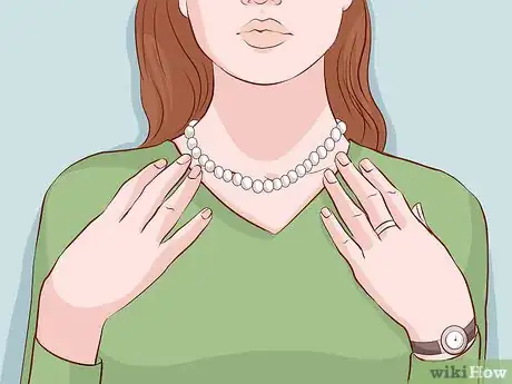 Imagen titulada Be a Conservative Girl Step 5