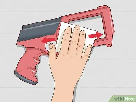 Imagen titulada Spray Paint a Nerf Gun Step 5