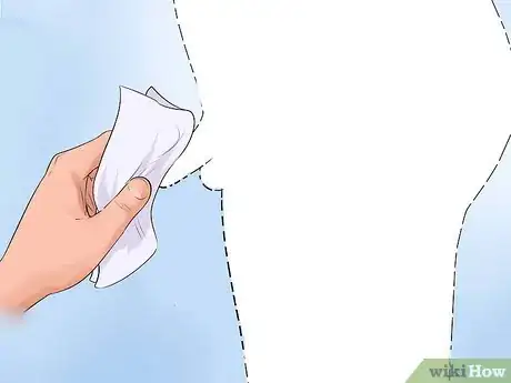 Imagen titulada Help a Male Child Provide a Urine Sample Step 10