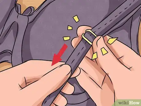 Imagen titulada Adjust Bra Straps Step 3