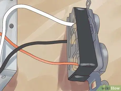 Imagen titulada Ground an Outlet Step 11