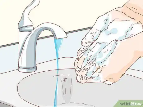 Imagen titulada Clean a Turkey Step 2