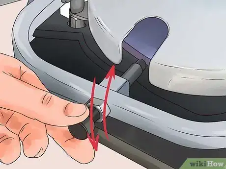 Imagen titulada Sharpen Skates Step 5