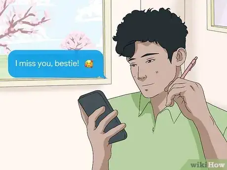 Imagen titulada What Does the Emoji with Hearts Around It Mean Step 2