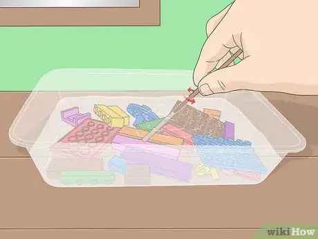 Imagen titulada Clean LEGOs Step 20