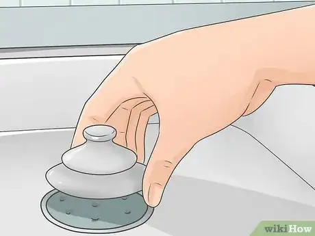 Imagen titulada Clear a Clogged Drain with Vinegar Step 4