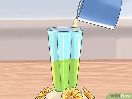 Imagen titulada Make Hummingbird Food Step 10