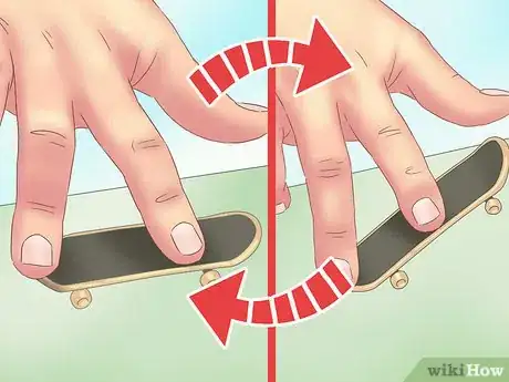Imagen titulada Kickflip on a Tech Deck Step 11