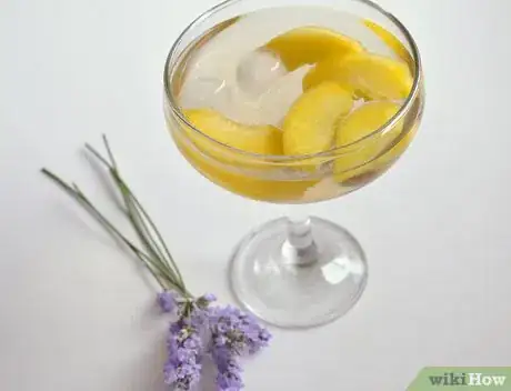 Imagen titulada Make Lavender Tea Step 20