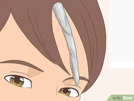 Imagen titulada Dye Hair with Kool Aid Step 15