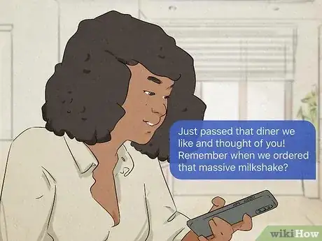 Imagen titulada Respond to a Dry Text from a Guy Step 4
