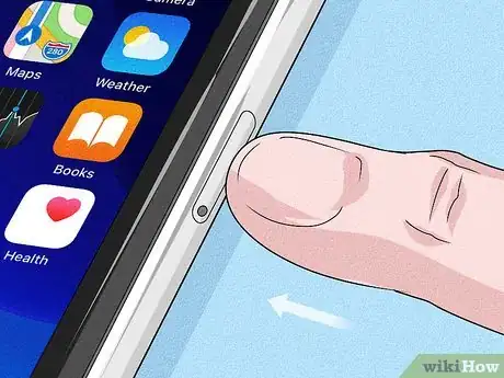 Imagen titulada Open the SIM Tray on iPhone Step 9