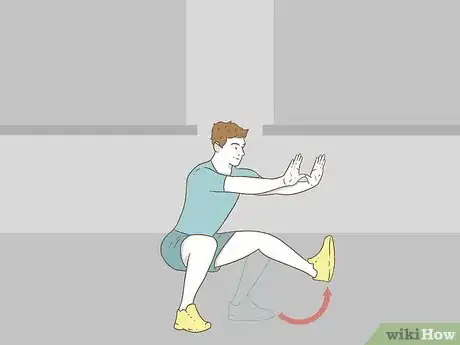 Imagen titulada Do Pistol Squats Step 11