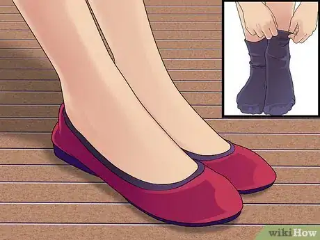Imagen titulada Stretch Tight Ballet Flats Step 11