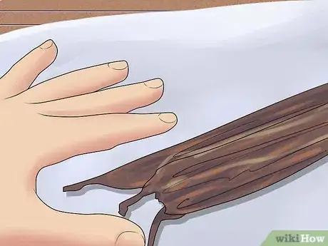 Imagen titulada Roll a Cigar Step 5