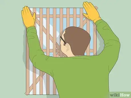 Imagen titulada Remove a Wall Mirror Step 3