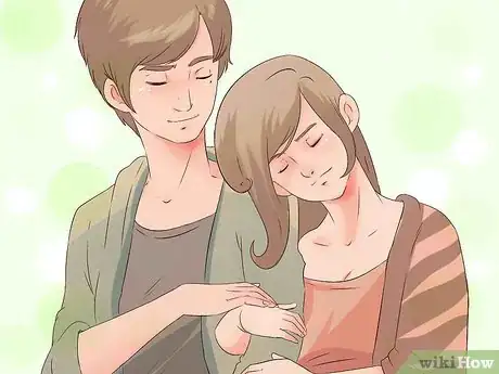 Imagen titulada Kiss Your Boyfriend Step 1