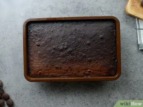 Imagen titulada Make Chocolate Covered Brownie Bites Step 7