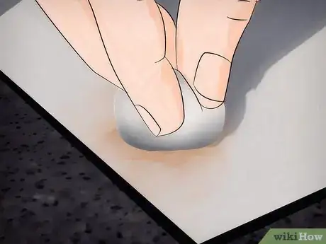 Imagen titulada Remove Stains from Paper Step 9