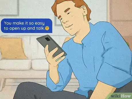 Imagen titulada Compliment a Girl over Text Step 2