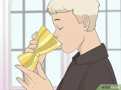 Imagen titulada Take Communion in the Catholic Church Step 10