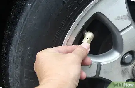 Imagen titulada Patch a Tire Step 1
