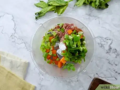 Imagen titulada Make a Basic Consommé Step 6