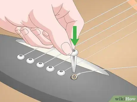 Imagen titulada Fix Guitar Strings Step 8