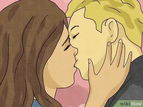 Imagen titulada Know if Your Girlfriend Is Horny Step 9