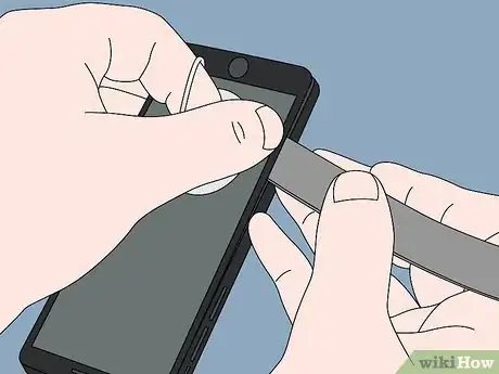 Imagen titulada Replace an iPhone Battery Step 7