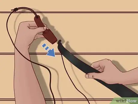 Imagen titulada String a Recurve Bow Step 3