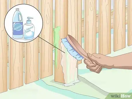 Imagen titulada Clean a Wood Fence Step 11