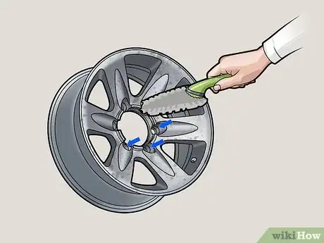 Imagen titulada Polish Aluminum Wheels Step 4