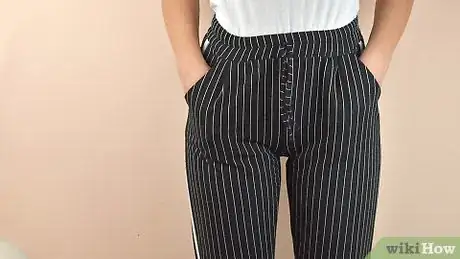 Imagen titulada Measure Your Inseam Step 1