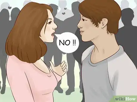 Imagen titulada React to a Guy's Flirting Step 12