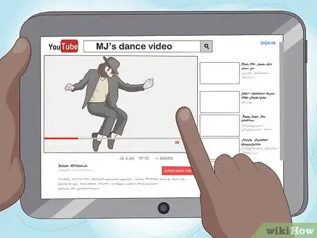 Imagen titulada Spin Like Michael Jackson Step 4