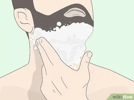 Imagen titulada Shave Your Neck Step 3