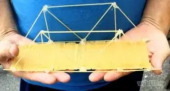 hacer un puente de espagueti