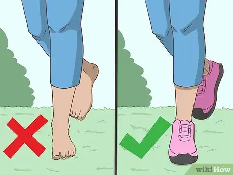 Imagen titulada Keep Feet Clean Step 5