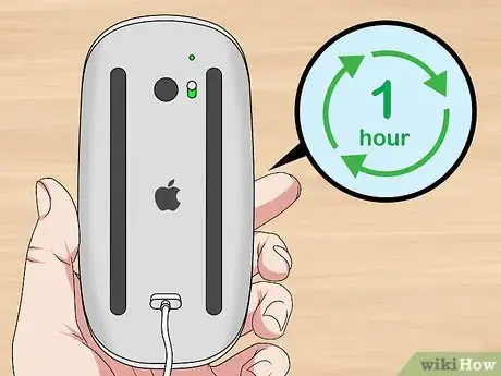 Imagen titulada Replace Batteries on an Apple Magic Mouse Step 15