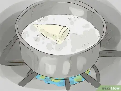 Imagen titulada Use a Menstrual Cup Step 13