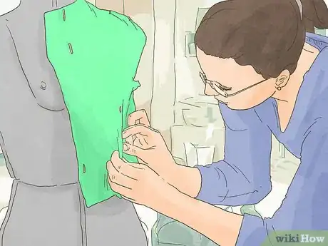 Imagen titulada Become a Fashion Consultant Step 7