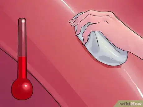 Imagen titulada Wax Your Car Step 3