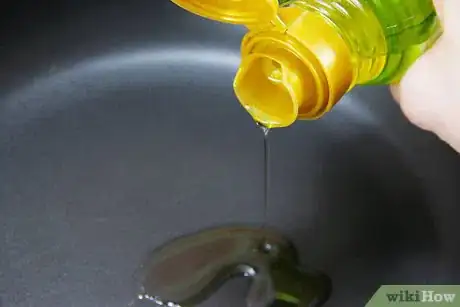 Imagen titulada Make Alfredo Sauce Without Cream Step 7