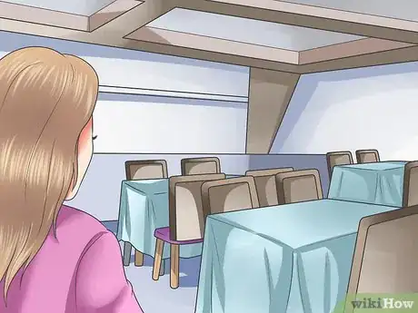 Imagen titulada Throw a Surprise Party Step 3
