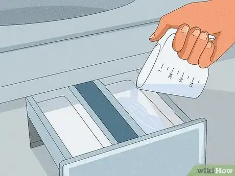 Imagen titulada Bleach Your Clothing Step 6